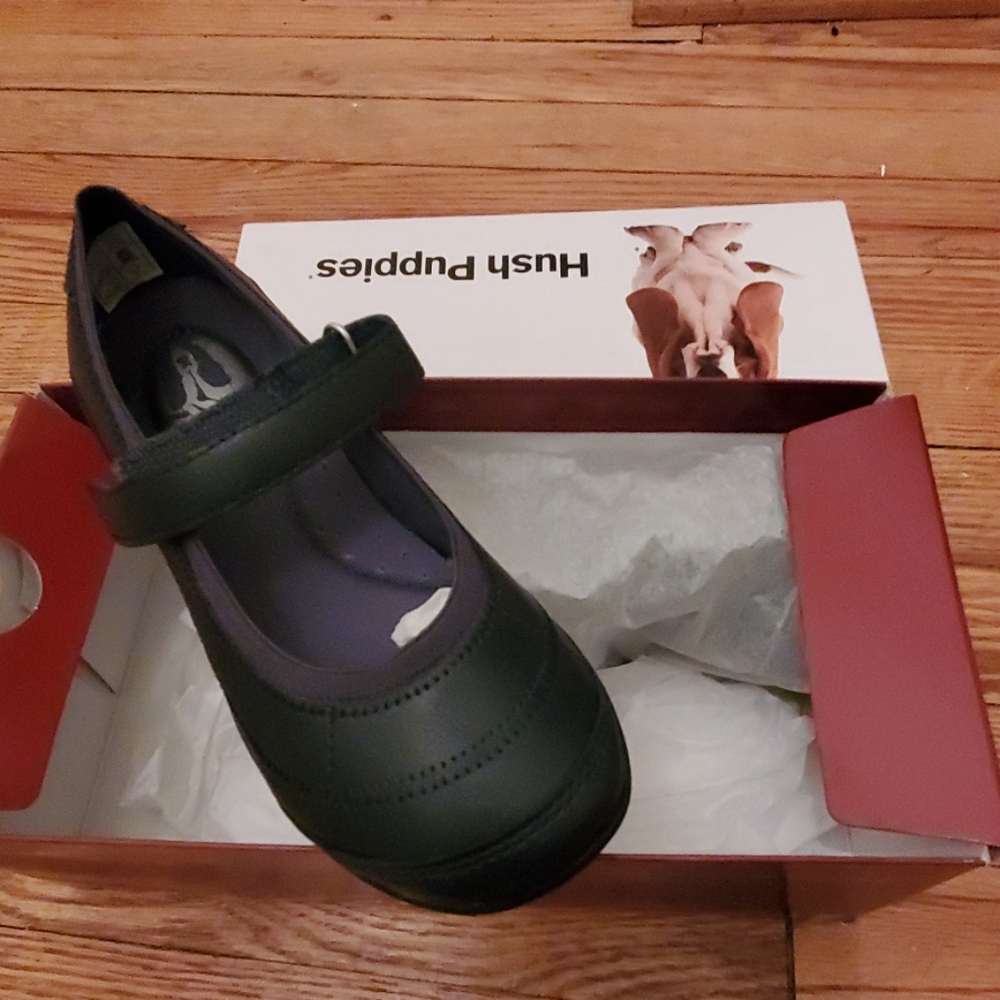 Girls shoes